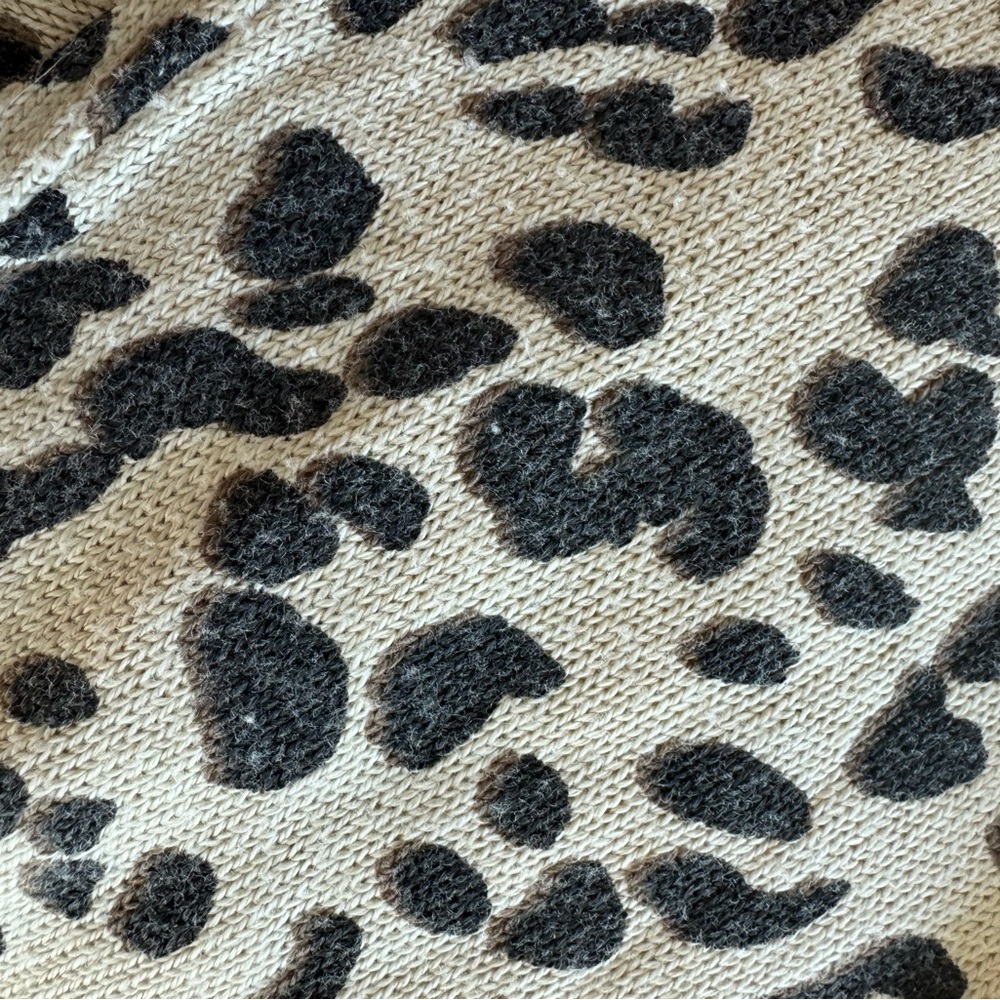 H&M L.O.G.G. top animal pattern cheetah small - Picture 10 of 12